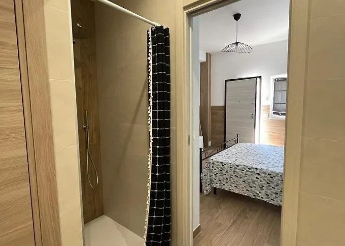 فندق مبيت وإفطار Lar 3*