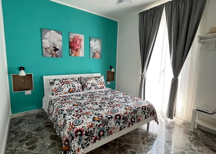 Lar مولا دي باري