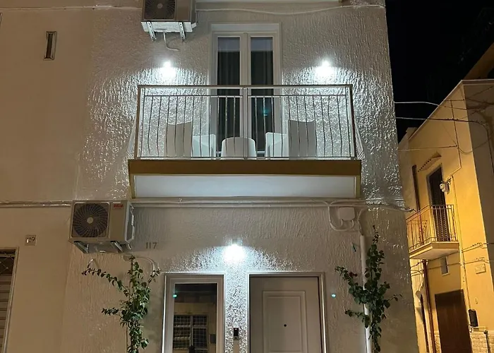 Lar فندق مبيت وإفطار 3*